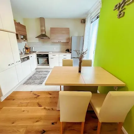 Apartma Natasa Apartment